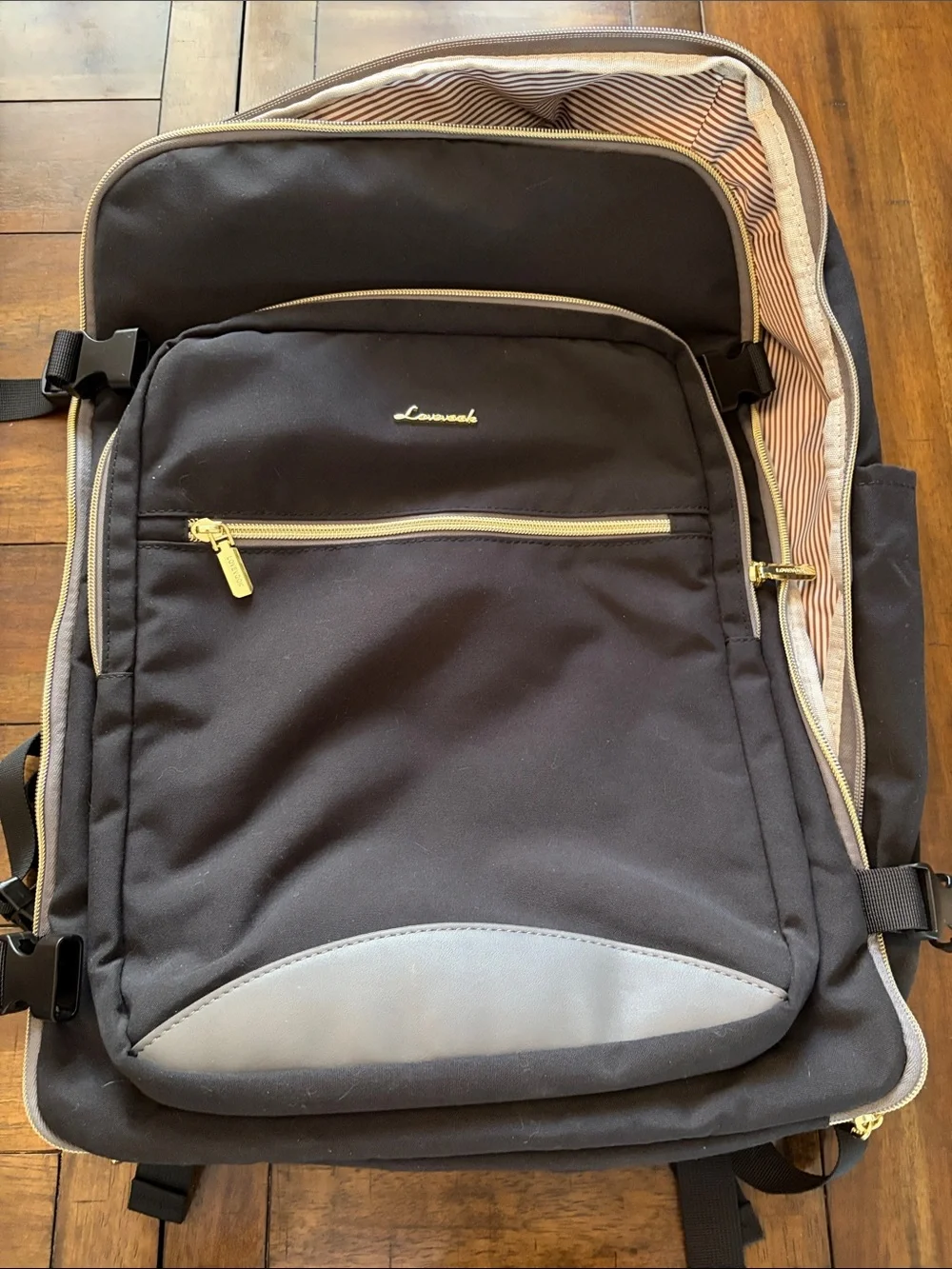 Lannuki Black Multi-Compartment Travel Backpack